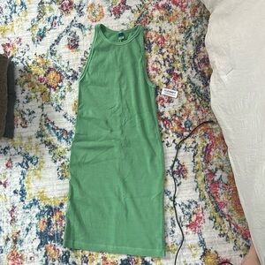 Green body con dress